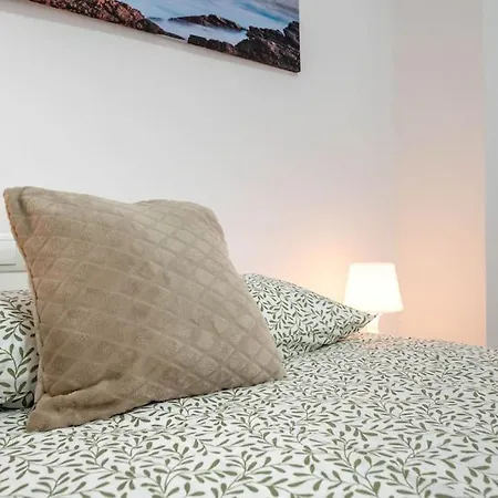 Chic In Heart Of Town Apartment